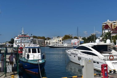 Soçi limanındaki yatlar..