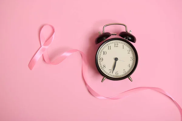 Don Miss Time Flat Lay Composition Alarm Clock Pink Ribbon — Stock Photo, Image