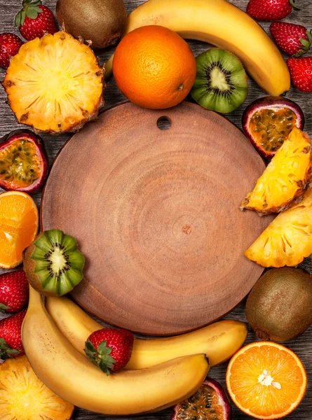 Frutas tropicais em sortimento (vista superior ) — Fotografia de Stock