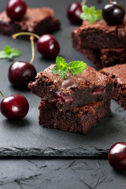  kiraz ve nane ile kek