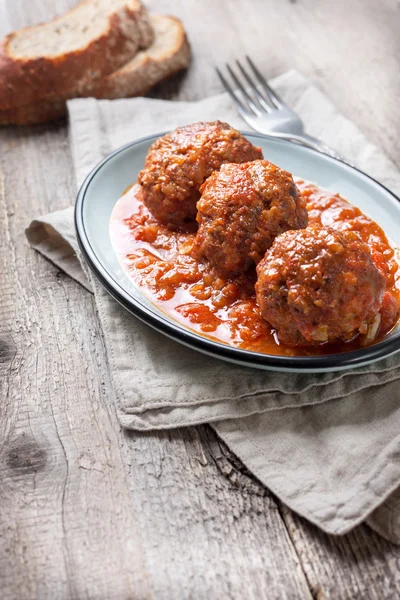 Meatballs in tomato sauce — Stock Photo, Image