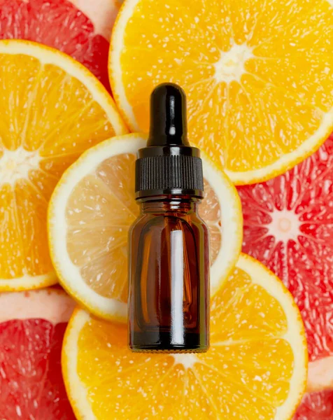 Caring Cosmetics Vitamin Glass Bottle Cosmetic Product Serum Essential Oil — Stock Photo, Image