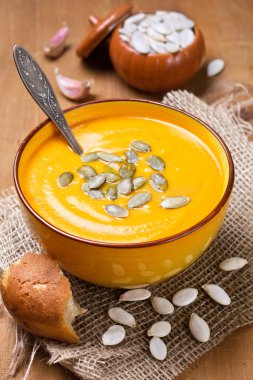 balkabağı çorbası - püresi