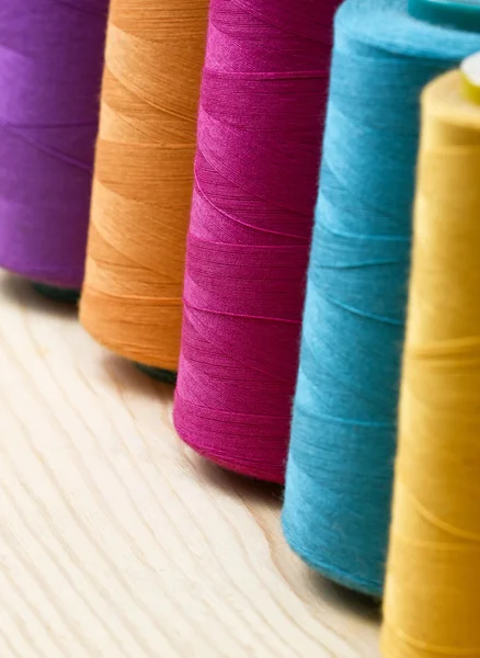 Multi-colored spools of threads — Stock Photo, Image