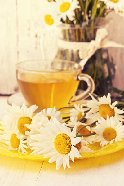 Чашка летнего чая — стоковое фото