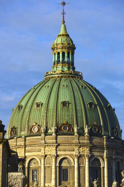 Marble Kilisesi (Frederik'ın Kilisesi) dış görünümünü. Copenhagen