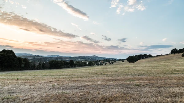 Puesta de sol en el campo italiano — Foto de Stock