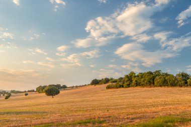 İtalyan kırsal kesimde günbatımı