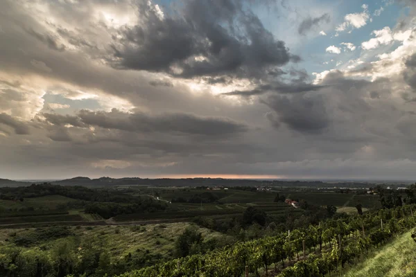 Sturm über den Feldern — Stockfoto