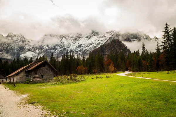 Manhã de outono nos alpes — Fotografia de Stock