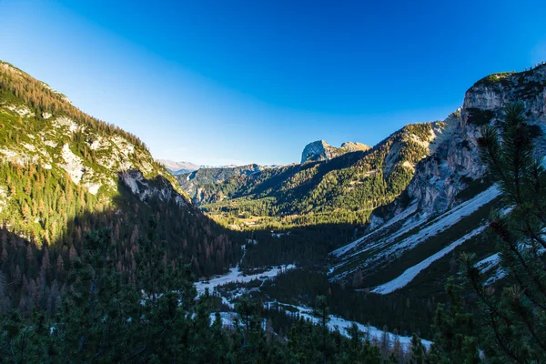 Herbstmorgen in den Alpen — Stockfoto