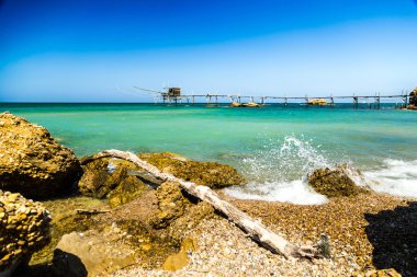 bir yaz günü İtalyan sahil