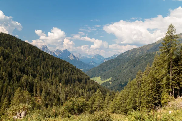 Θερινή Ανατολή Μεταξύ Των Άλπεων Friuli Venezia Giulia — Φωτογραφία Αρχείου