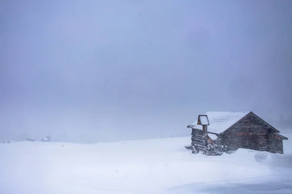 Mraky Nesoucí Sníh Italských Alpách — Stock fotografie