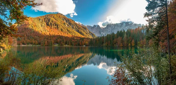 October Afternoon Lake Colorful Autumn — Stock Photo, Image