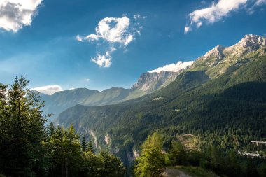 Friuli Venezia-Giulia, İtalya 'da Julian Alplerinde güzel bir yaz günü