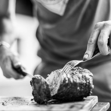 Yaz, bbq yapmak için yılın en iyi zamanıdır.