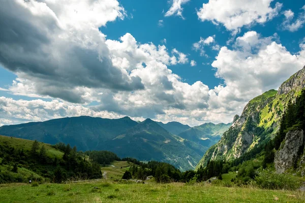 Giornata Estiva Sulle Alpi Del Friuli Venezia Giulia — Foto Stock