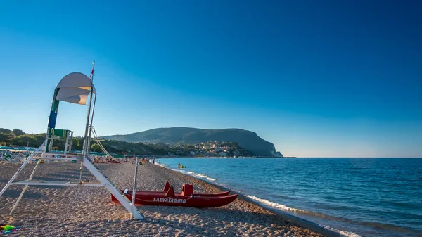 Bagnini Sono Importanti Spiaggia Numana Provincia Ancona Regione Marche Italia — Foto Stock