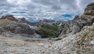 Güzel Dolomiti bir yaz gününde, Trentino-Alto Adige, İtalya