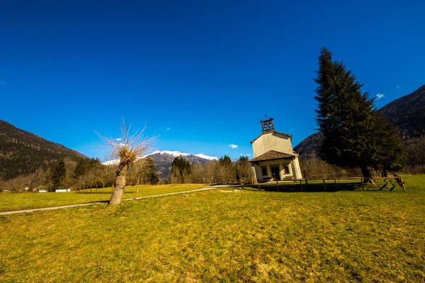 Kilise Çayırlığında Alps — Stok fotoğraf