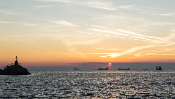 Tankfartyg i över Triestebukten — Stockfoto