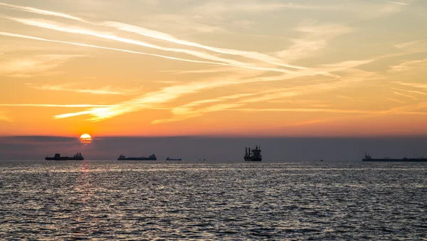 トリエステ湾のタンカー — ストック写真
