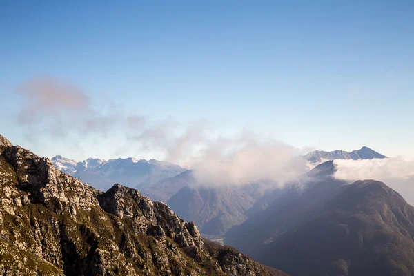 Осеннее утро в Альпах — стоковое фото