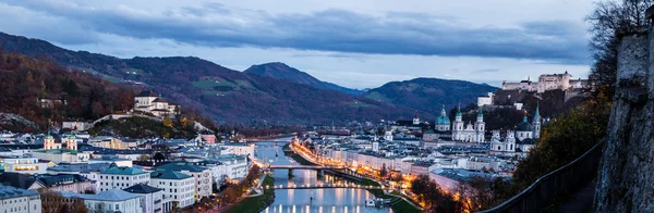 Вечір, вид з Зальцбурга — стокове фото