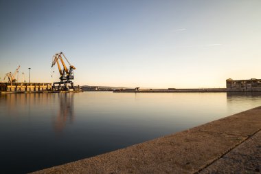 Trieste bağlantı noktası Vinçler