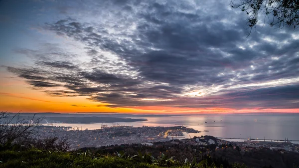 Noite na baía de Trieste — Fotografia de Stock