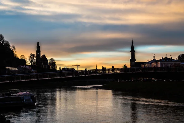 Salzburg met de rivier Salzach — Stockfoto