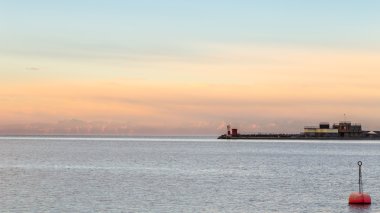 kış sabahı Trieste'de bağlantı noktası