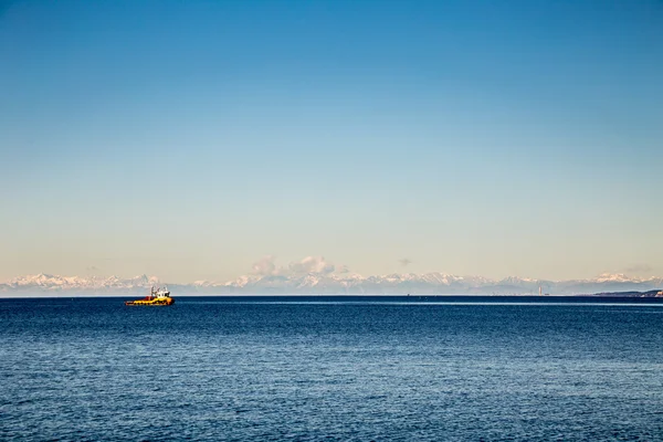 Zimowy poranek w port Trieste — Zdjęcie stockowe