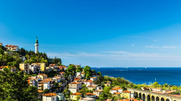 Trieste Körfezi eski deniz feneri