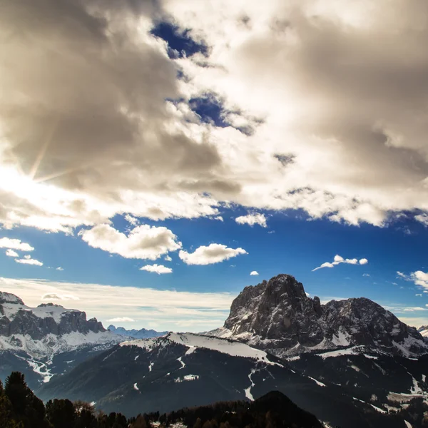 Італійський Dolomiti готова лижного сезону — стокове фото