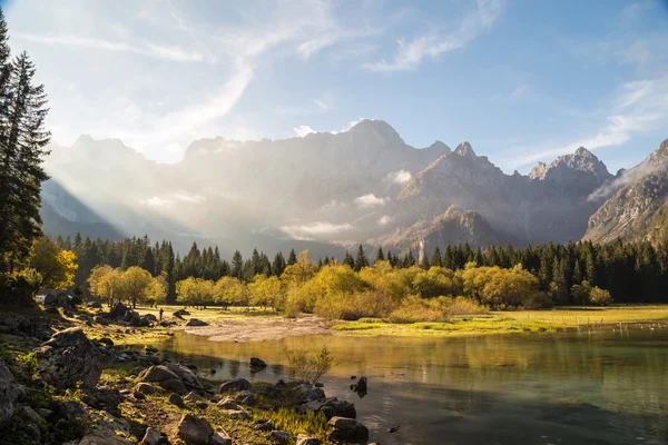 Mattina autunnale sulle Alpi — Foto Stock