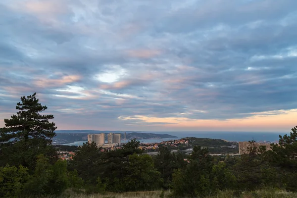 Nascer do sol na baía de Trieste — Fotografia de Stock