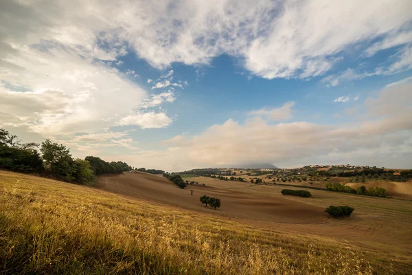 Sonnenuntergang in der italienischen Landschaft — Stockfoto