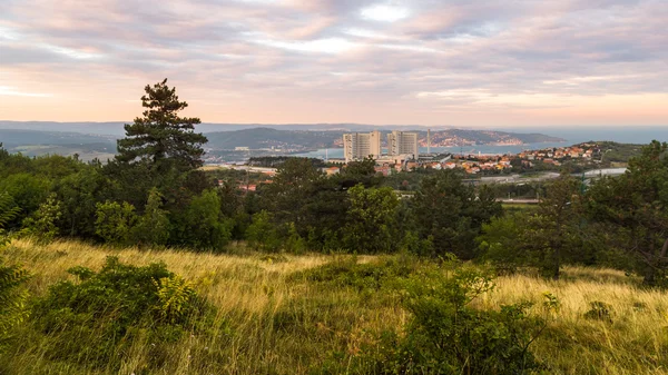 Sunrise in the bay of Trieste — Stock Photo, Image