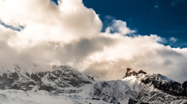 İtalyan Dolomiti kayak sezonu için hazır
