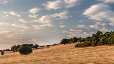 İtalyan kırsal kesimde günbatımı