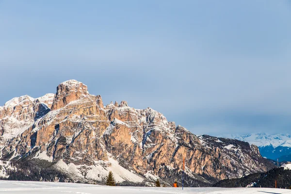 Dolomiti italiano listo para la temporada de esquí —  Fotos de Stock
