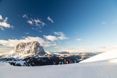 İtalyan Dolomiti kayak sezonu için hazır