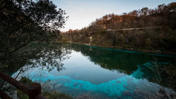 Reflexiones sobre el lago —  Fotos de Stock