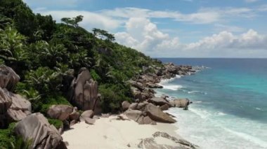 Seyşeller Adası Dronu (La Digue)