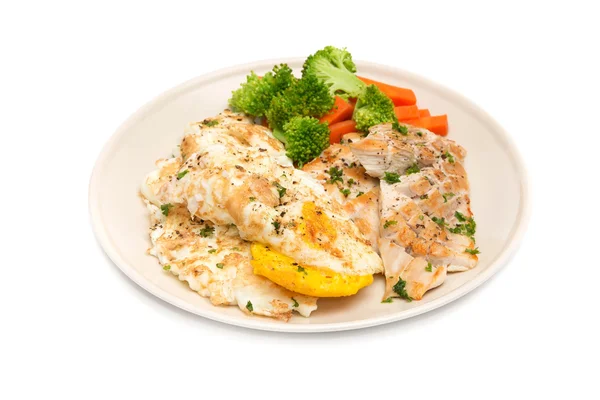다이어트 음식, 깨끗 한 먹는, 계란과 닭고기 스테이크 — 스톡 사진