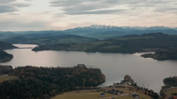 Montañas Aéreas Paisaje Vistas Las Montañas Del Alto Tatras Lago — Vídeo de stock