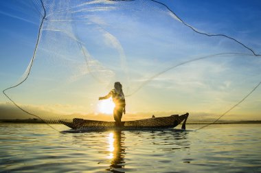 Balıkçılar eylem zaman gölde balıkçılık kapatın