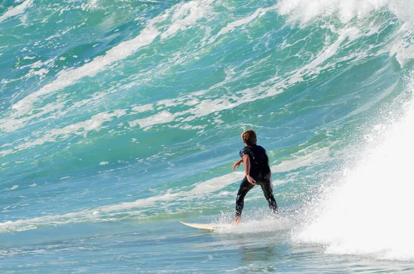 Surfař Akci Dee Why Beach Sydney Austrálie — Stock fotografie